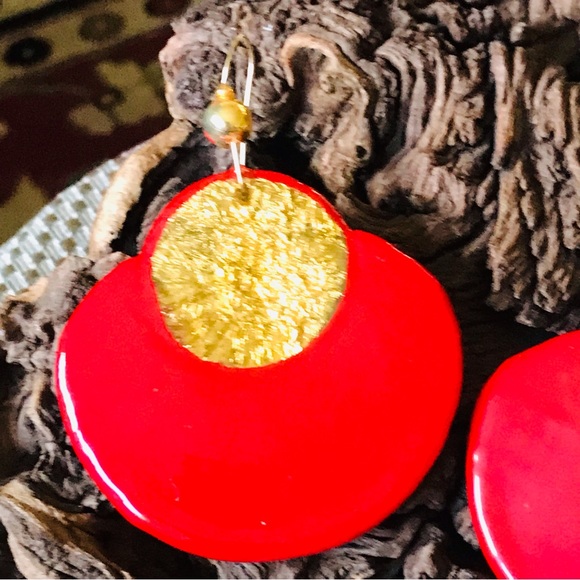 Vintage 80’s Red & Goldleaf Lacquer & Paper Statement OOAK Earrings Signed Dion - Picture 6 of 11